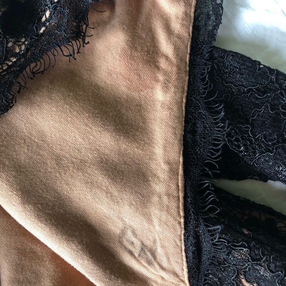 Aritzia t. Babaton rafeal lace v back dress size 0 - Picture 6 of 8